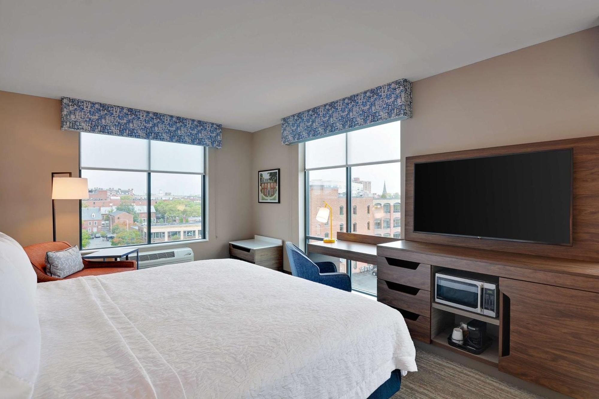 Hampton Salem, Ma 3*