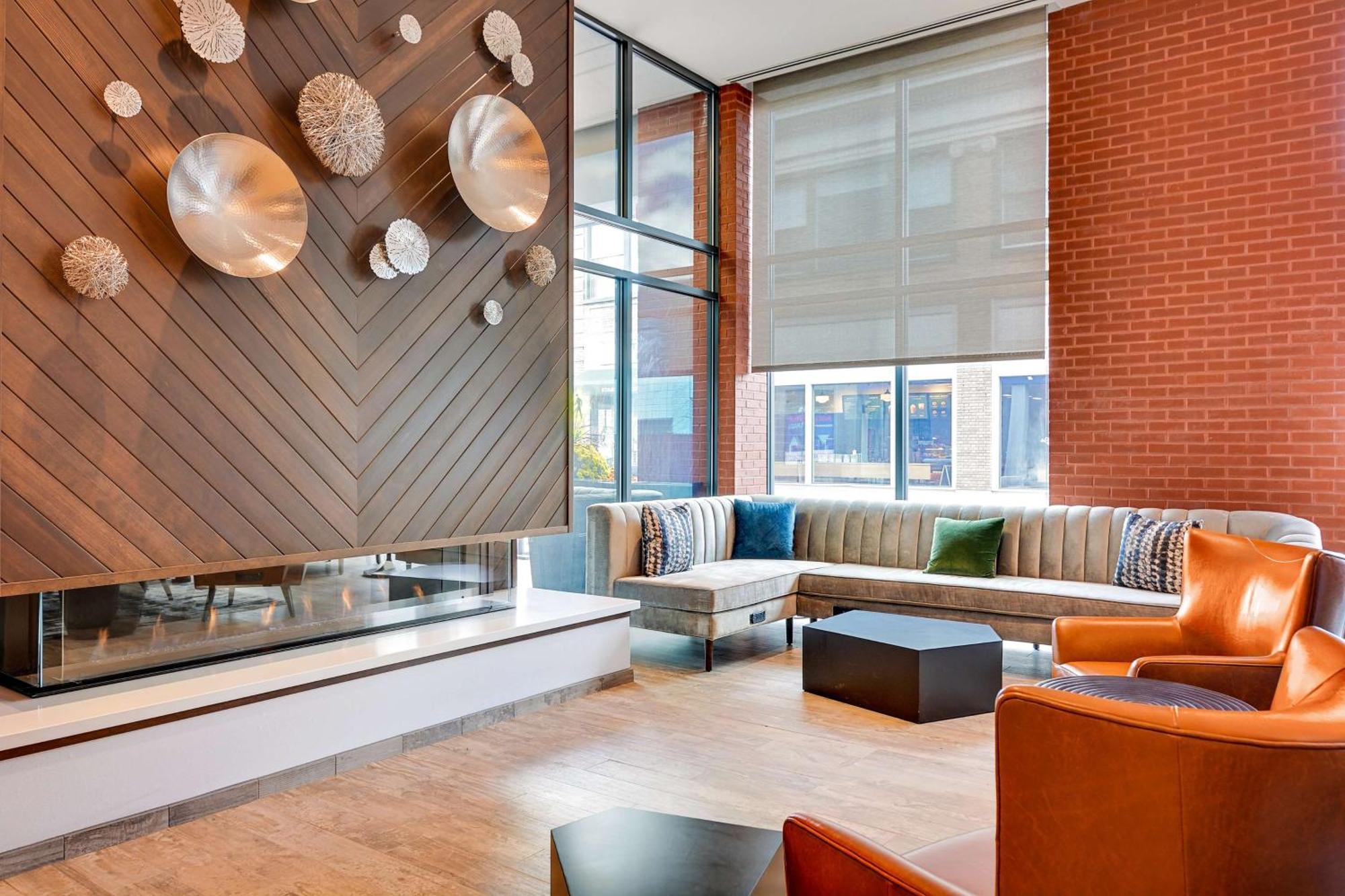 Hotel Hampton Salem, Ma 3*