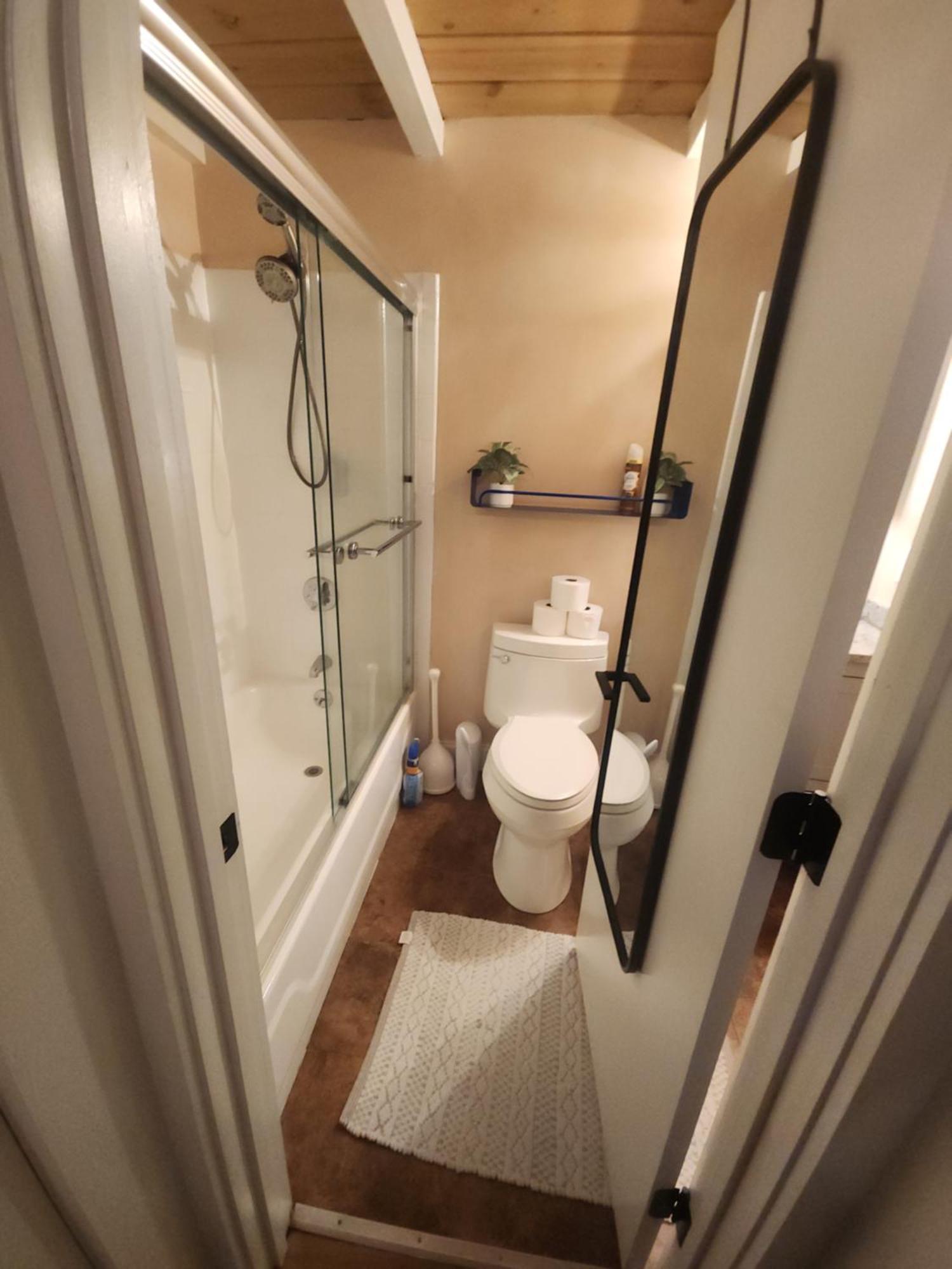 Apartment Cozy And Tranquil 1-bedroom With Wifi, Ac In Historic Salem