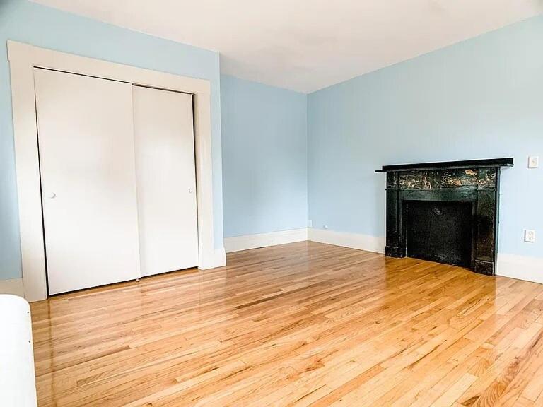 Witch Retreat With Tiki Bar In Downtown Apartment
