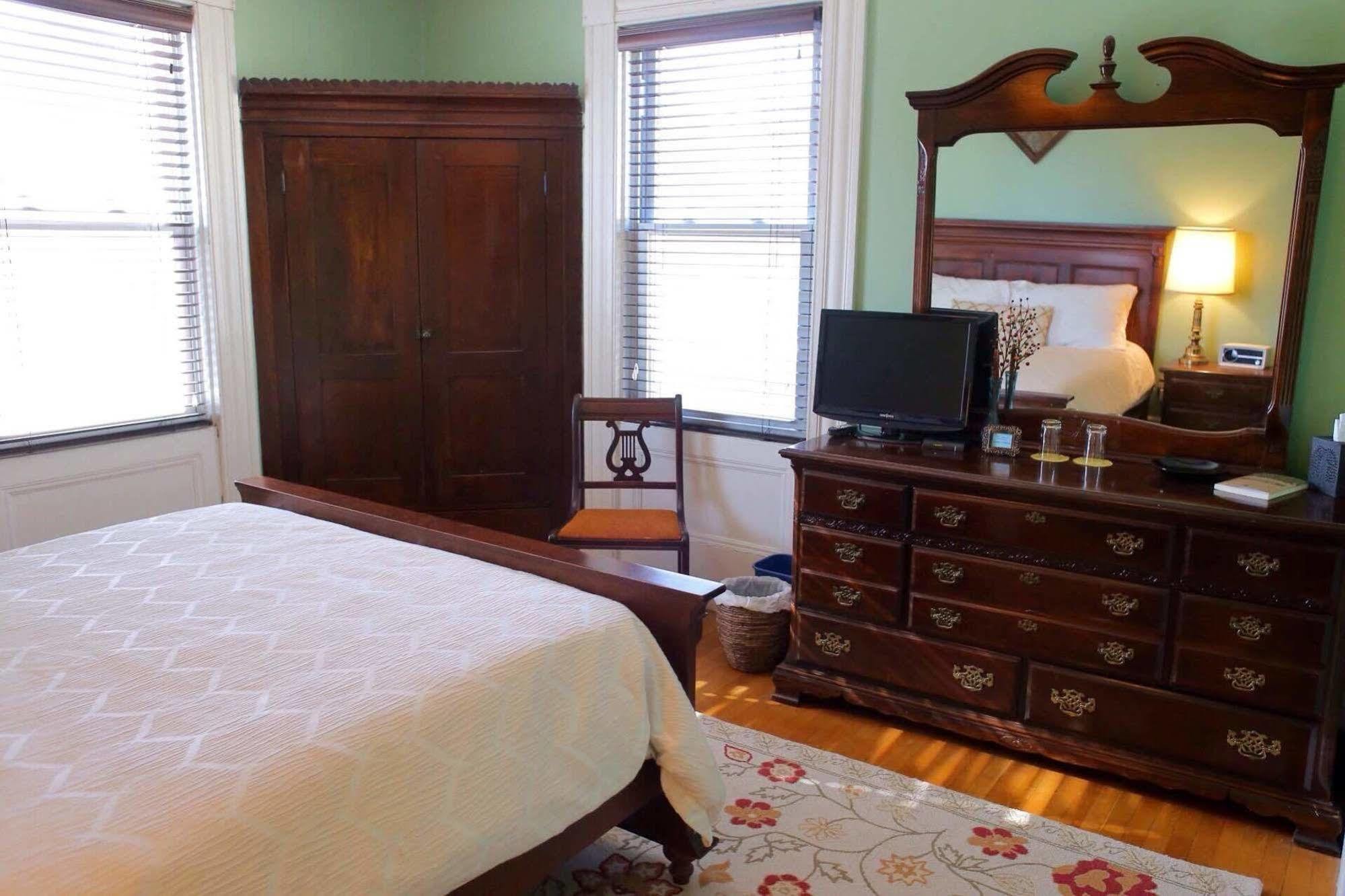 Stepping Stone Inn 3*