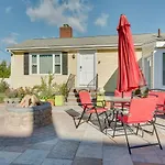 Salem Vacation Rental 1 Mi To Downtown!